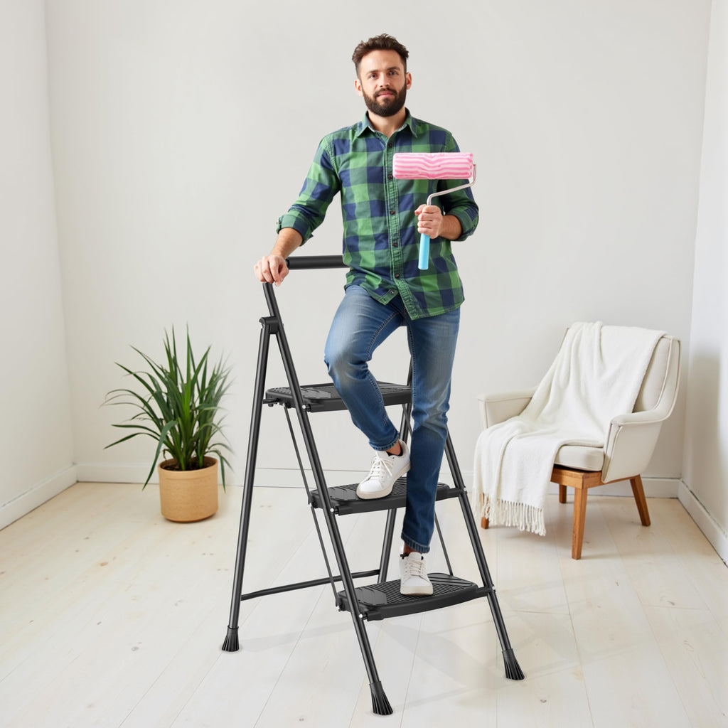 Folding Steel 3-Step Ladder with Handrail Q721161