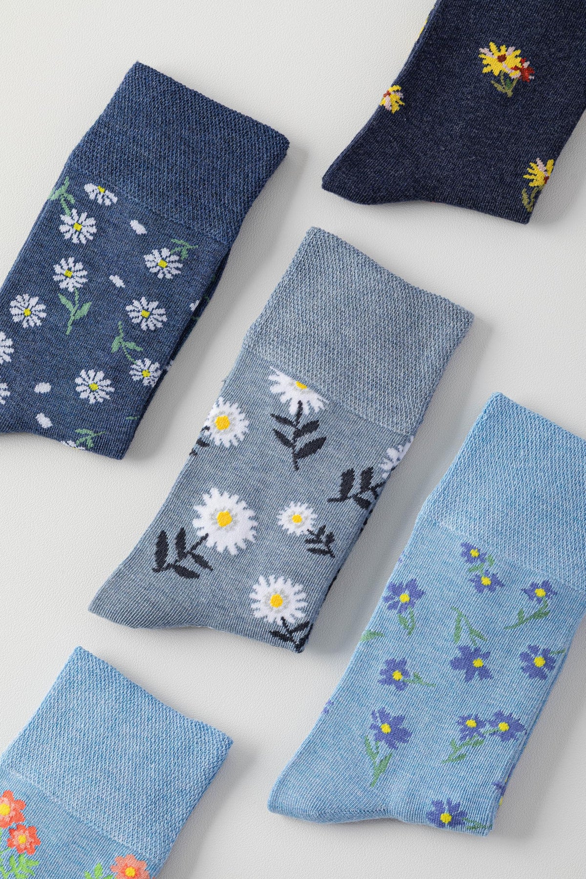 Bamboo Viscose Non Binding Crew Socks, 5 Pairs E405